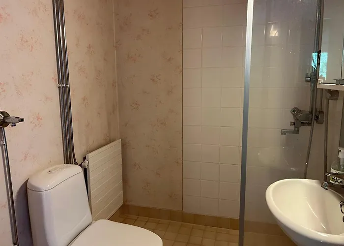 Budget Travels * Ροβανιέμι